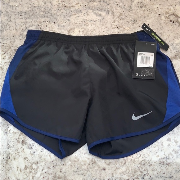 Nike Pants - NWT Women’s Nike Running Shorts